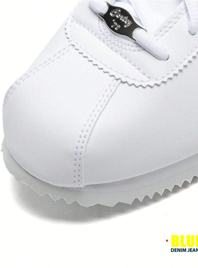 Nike Women's Sports Shoes CORTEZ BASIC SL BG Casual Sneakers