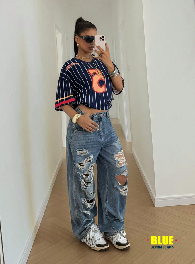 StreetHx Women's Stripe Graphic T-Shirt