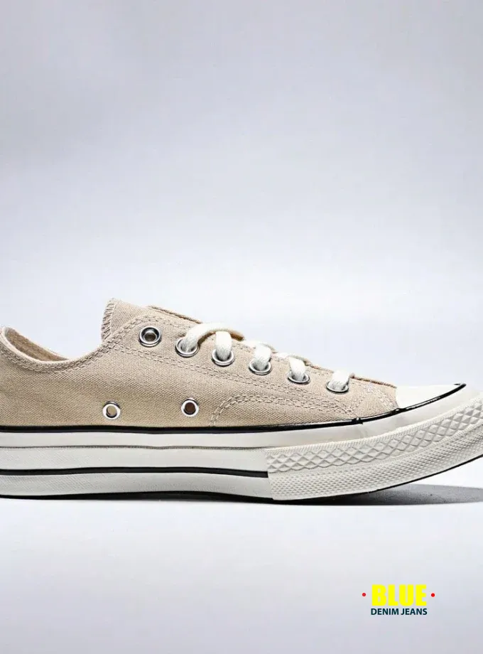 Converse Unisex Chuck Taylor 70S SEASONAL Canvas Low Top Sneakers A15974C