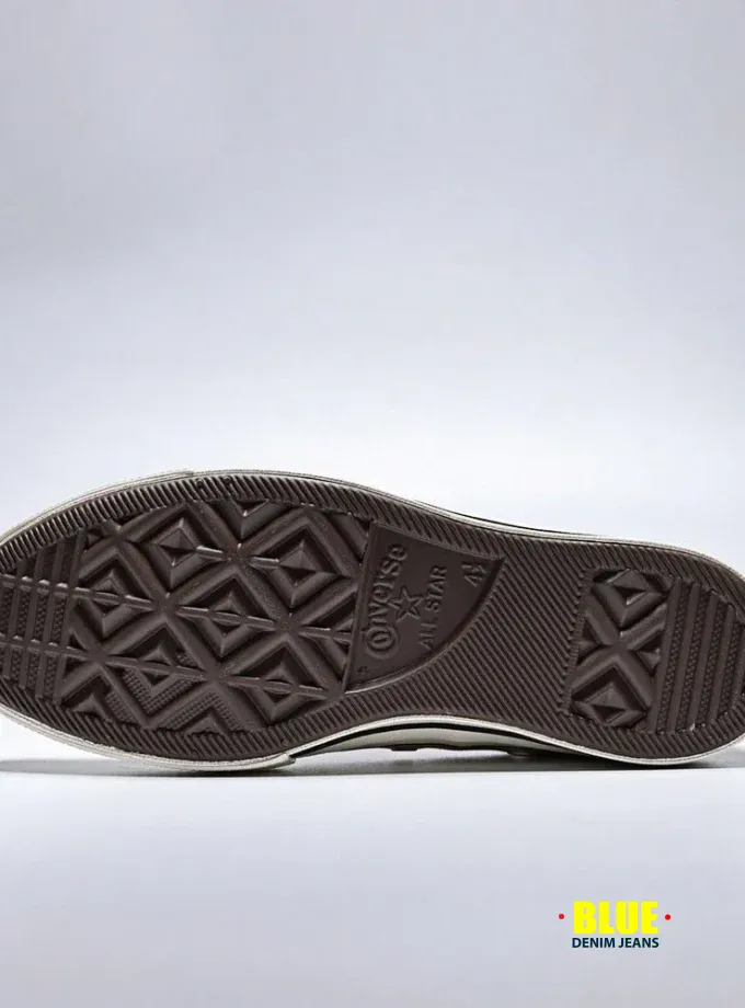 Converse Unisex Chuck Taylor 70S SEASONAL Canvas Low Top Sneakers A15974C